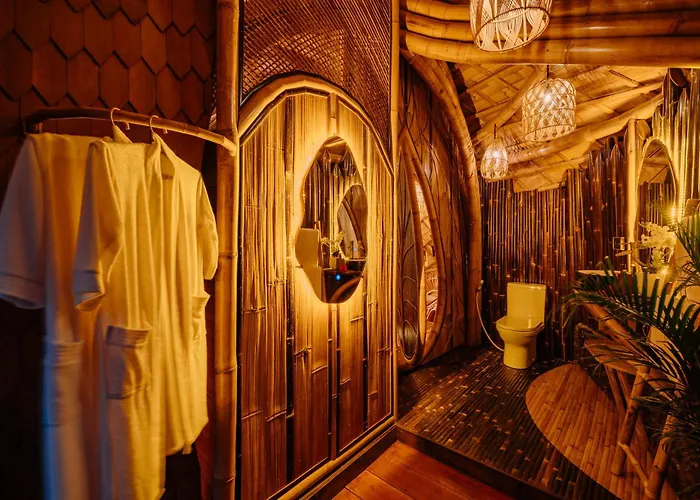 فيلة Adi's Bamboo House Sidemen - Nyan Bali Selat